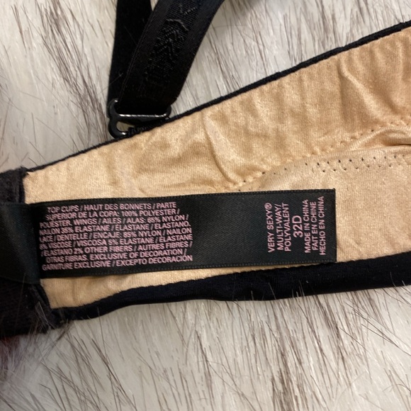 Victoria’s Secret push up bra - Picture 5 of 7